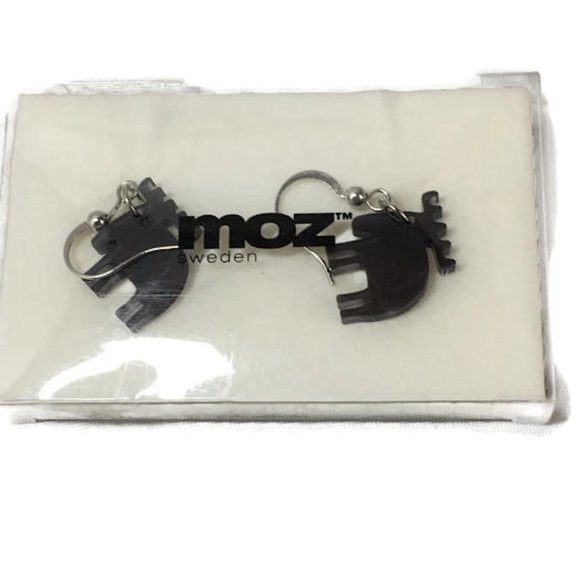 Scandinavian Moose Earrings Grey Acrylic Moose by MOZ Sweden NIB - Picture 3 of 5